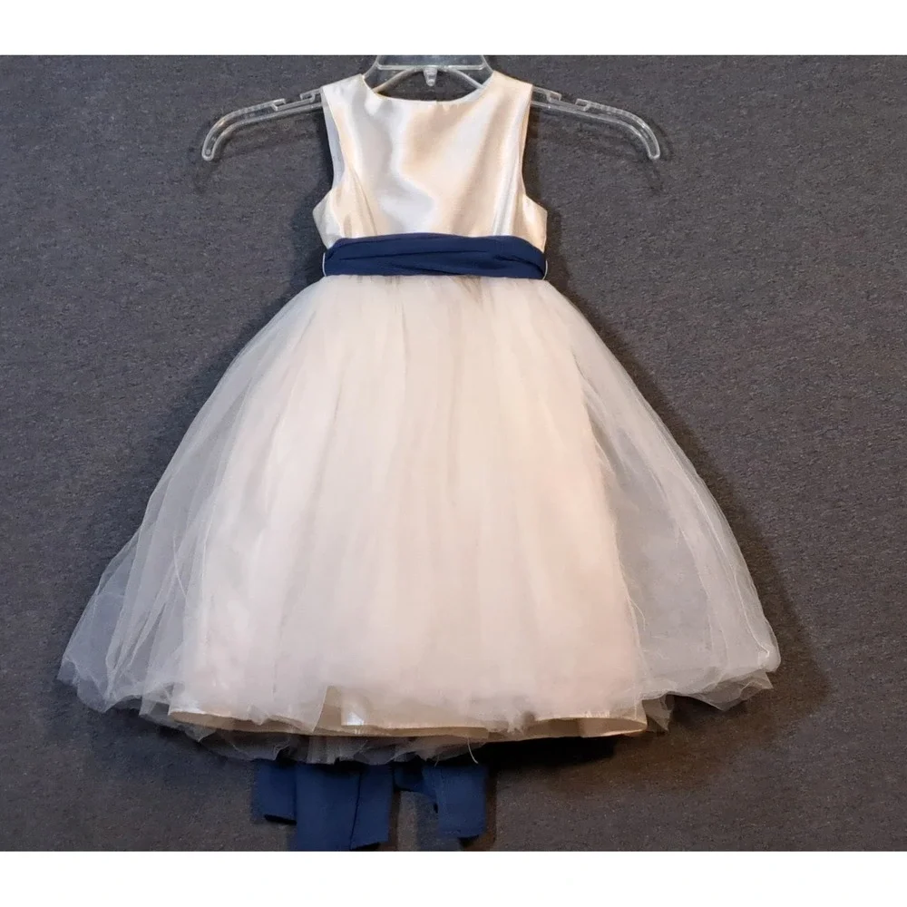 Davids Bridal Kids Ivory Tulle Ball Gown Dress Navy Blue Sash‎ Bow Size 2 - Picture 3 of 6